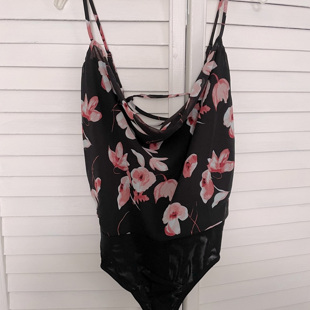 Floral Lace-Up Cowl Neck Bodysuit